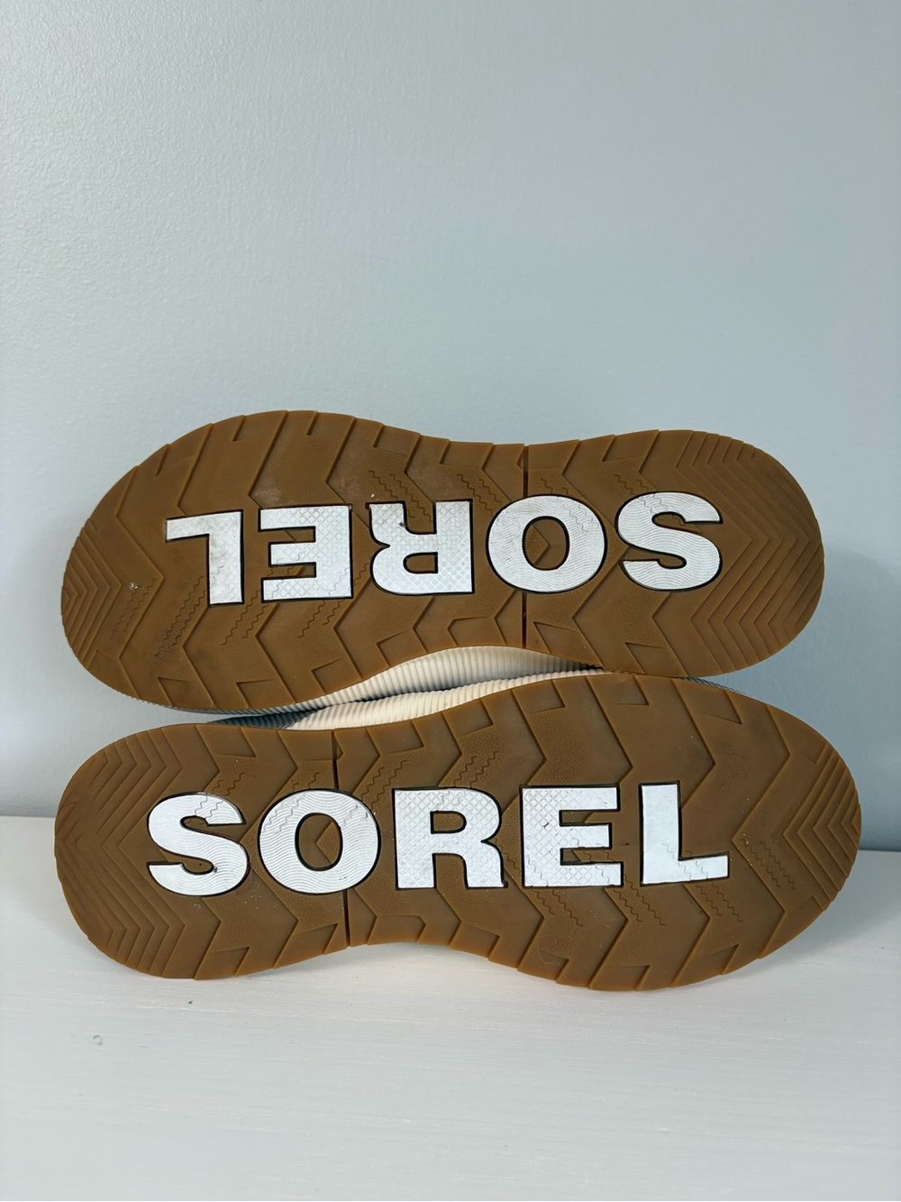 Sorel Out N About III Low Waterproof Sneakers Grey 10 Elevated Casual Minimalist - Picture 11 of 12